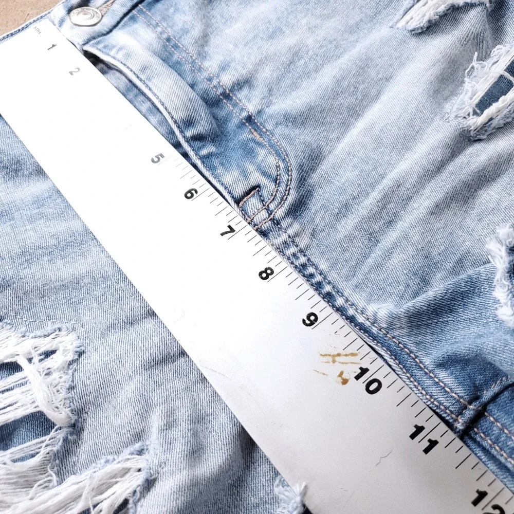 American Eagle Curvy Hi-Rise Shortie Women 2 Blue Stretch Distressed Raw Hem VP